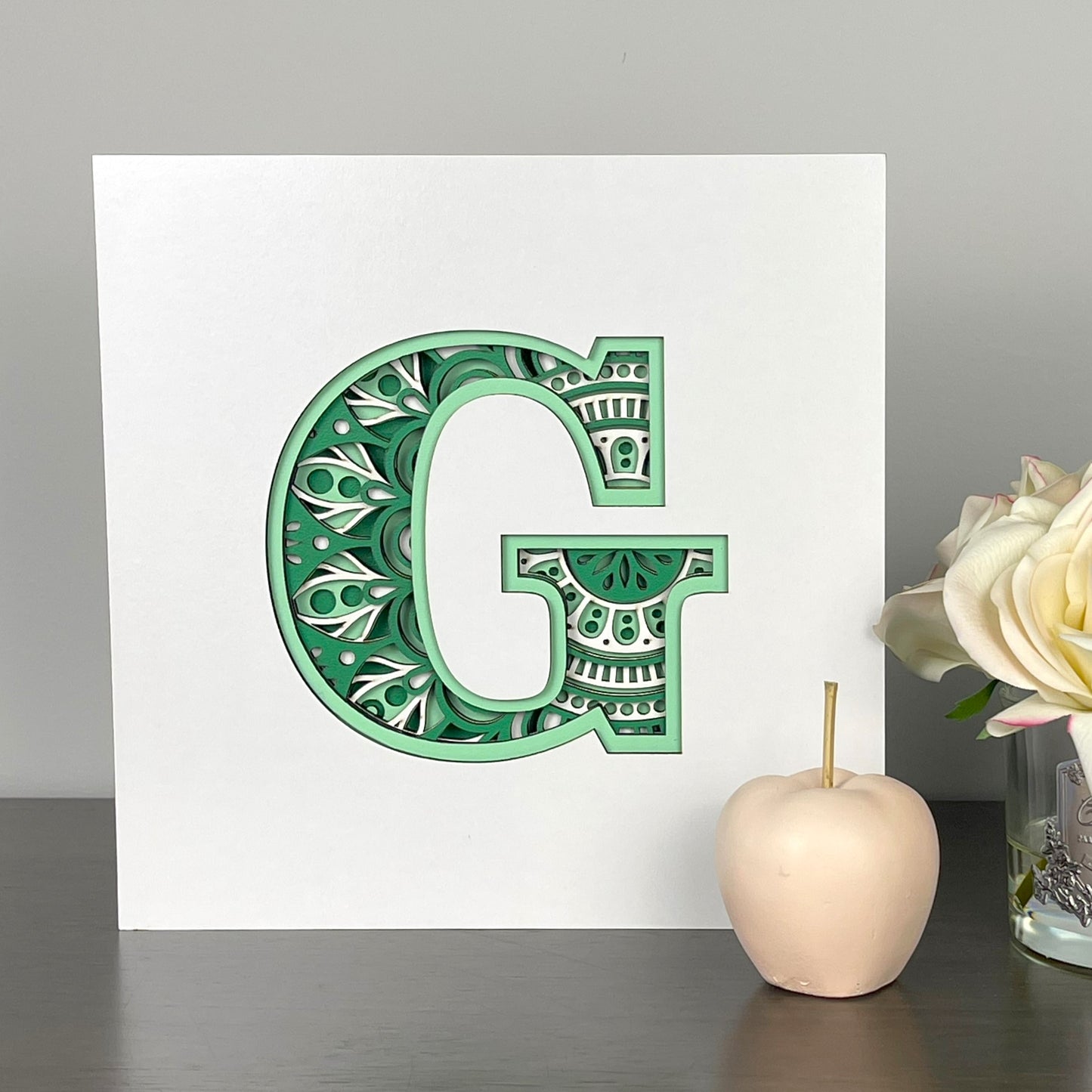 Letter G with Square Border
