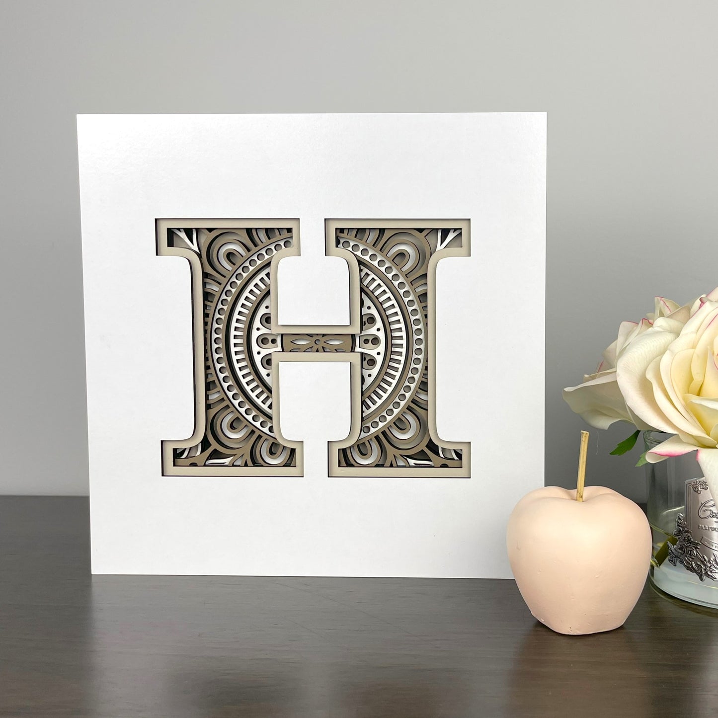 Letter H with Square Border