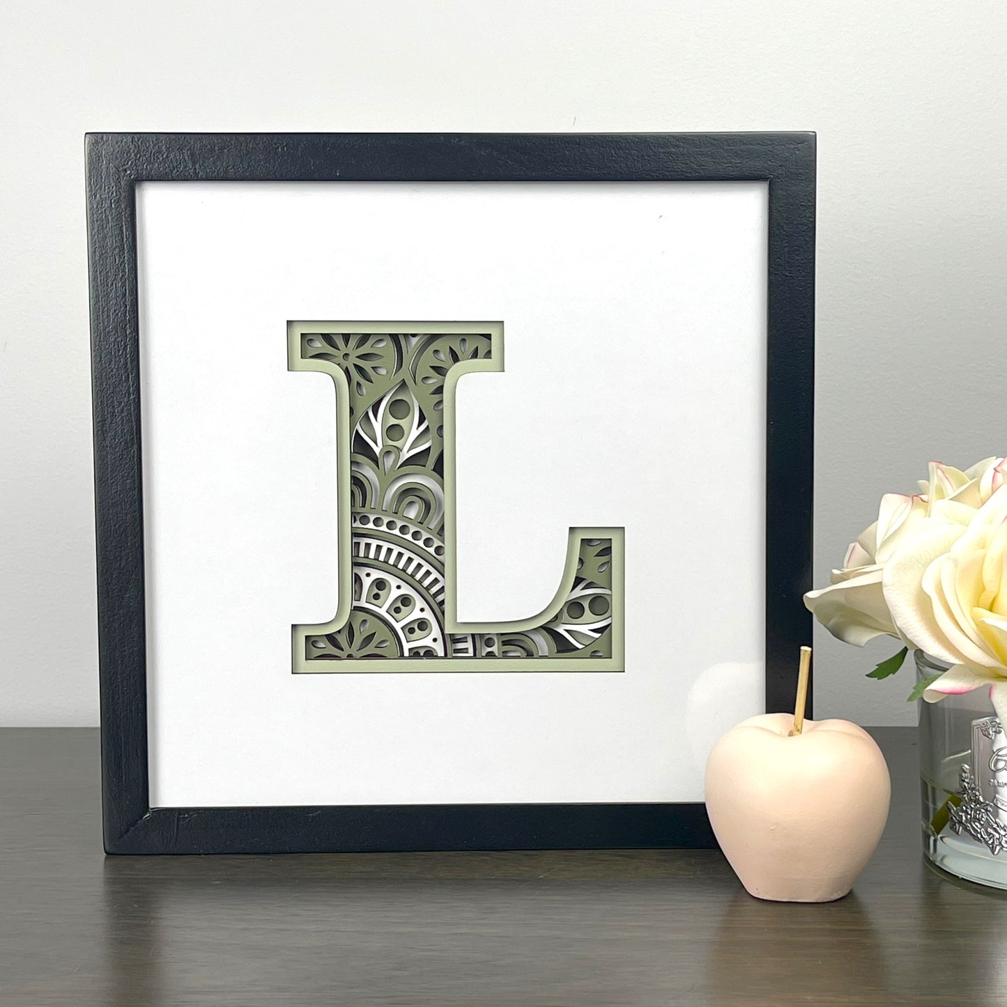 Letter L with Square Border