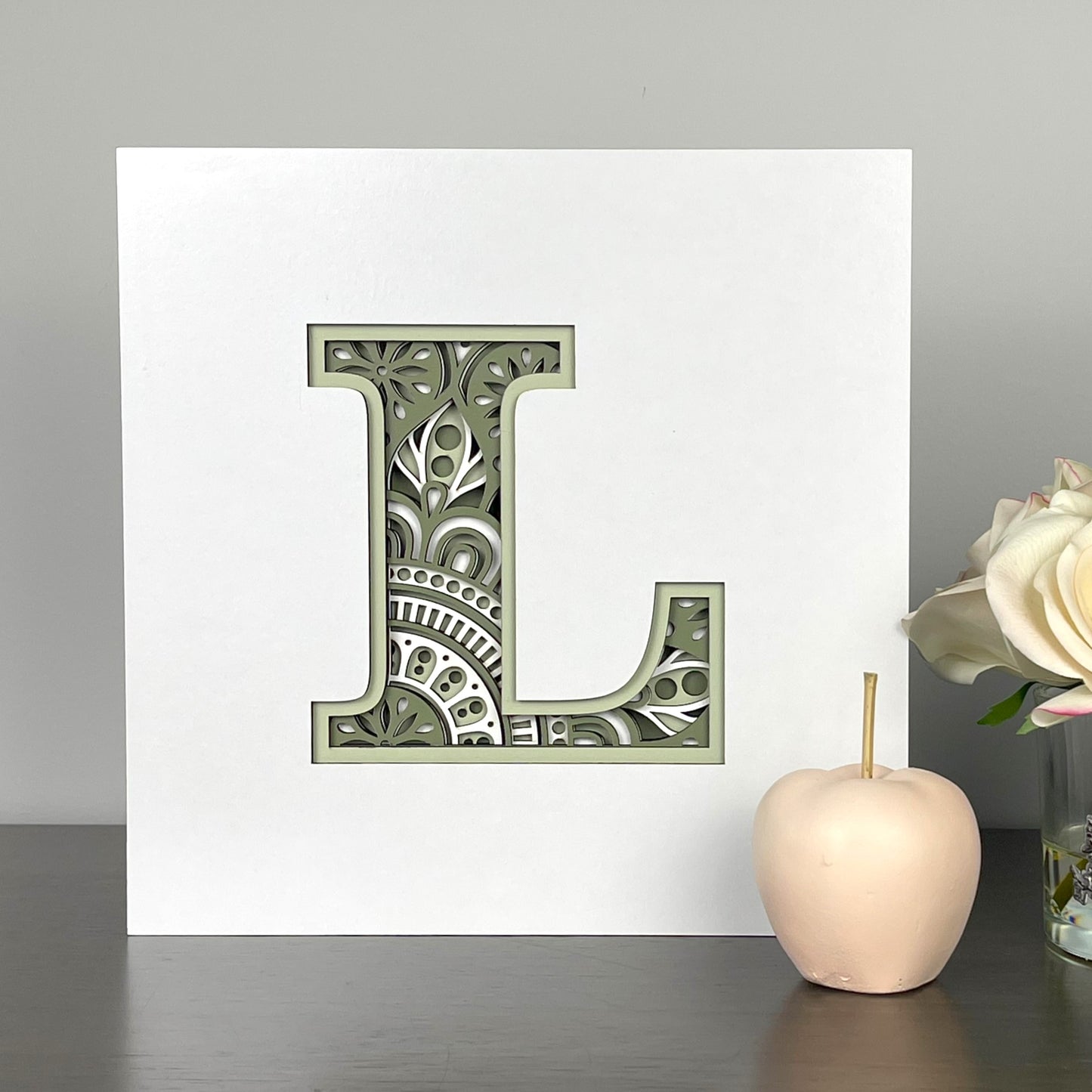 Letter L with Square Border