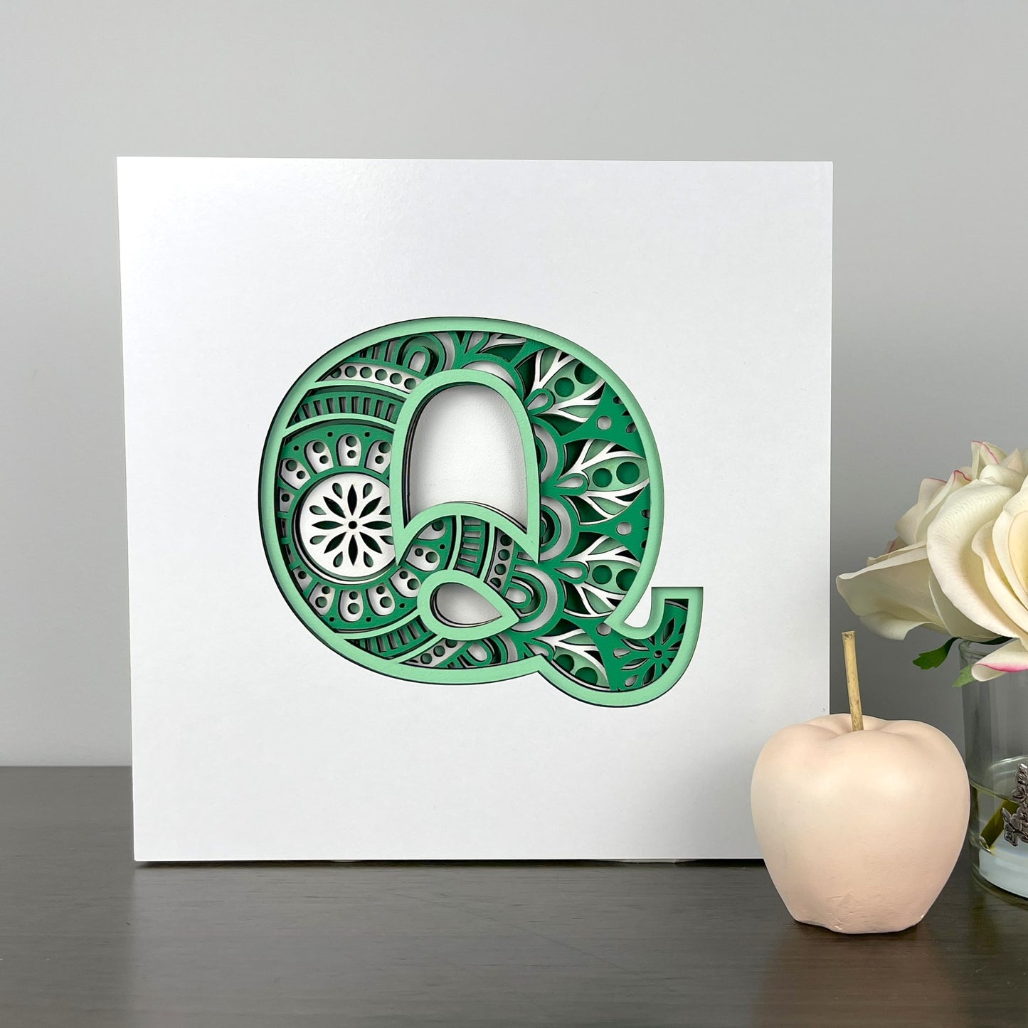 Letter Q with Square Border